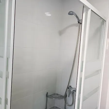 Apartment Nuevo Estudio, Reformado, Wifi, Fire Stick Amazon, Centro Torremolinos
